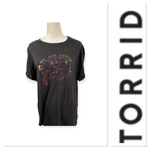🆕 Torrid black T-shirt with “Me and Karma” on the front size 2-2X/18-20